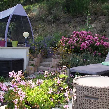 Bed and Breakfast La Cadanise Saint-Éloy-les-Mines Exterior foto