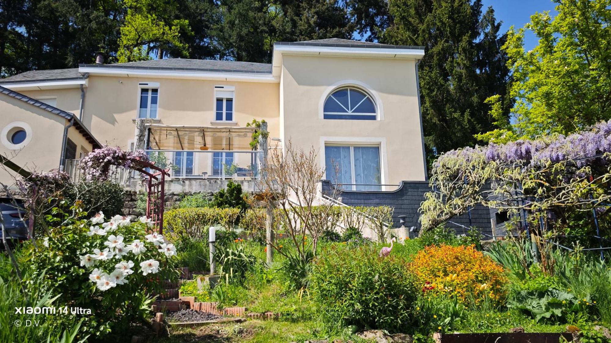 Bed and Breakfast La Cadanise Saint-Éloy-les-Mines Exterior foto